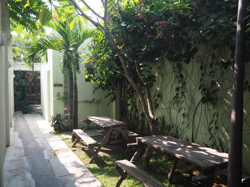 The Gecho Inn Town Jepara Room photo